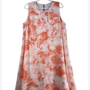 Calvin Klein Peach Floral Trapeze Shift Dress - size 4P like new !